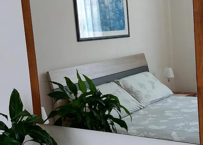 Castagnole Apartment *