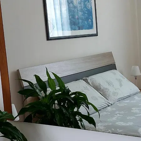 Castagnole Apartment *